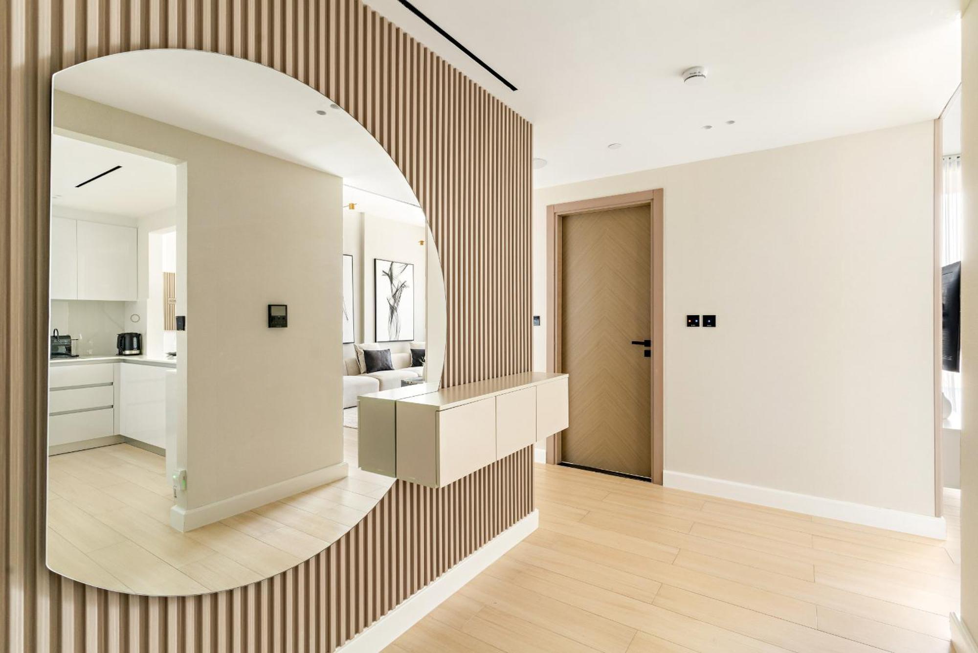 Vayk - Luxurious 2 Bd With Private Jacuzzi In Jvc Apartment