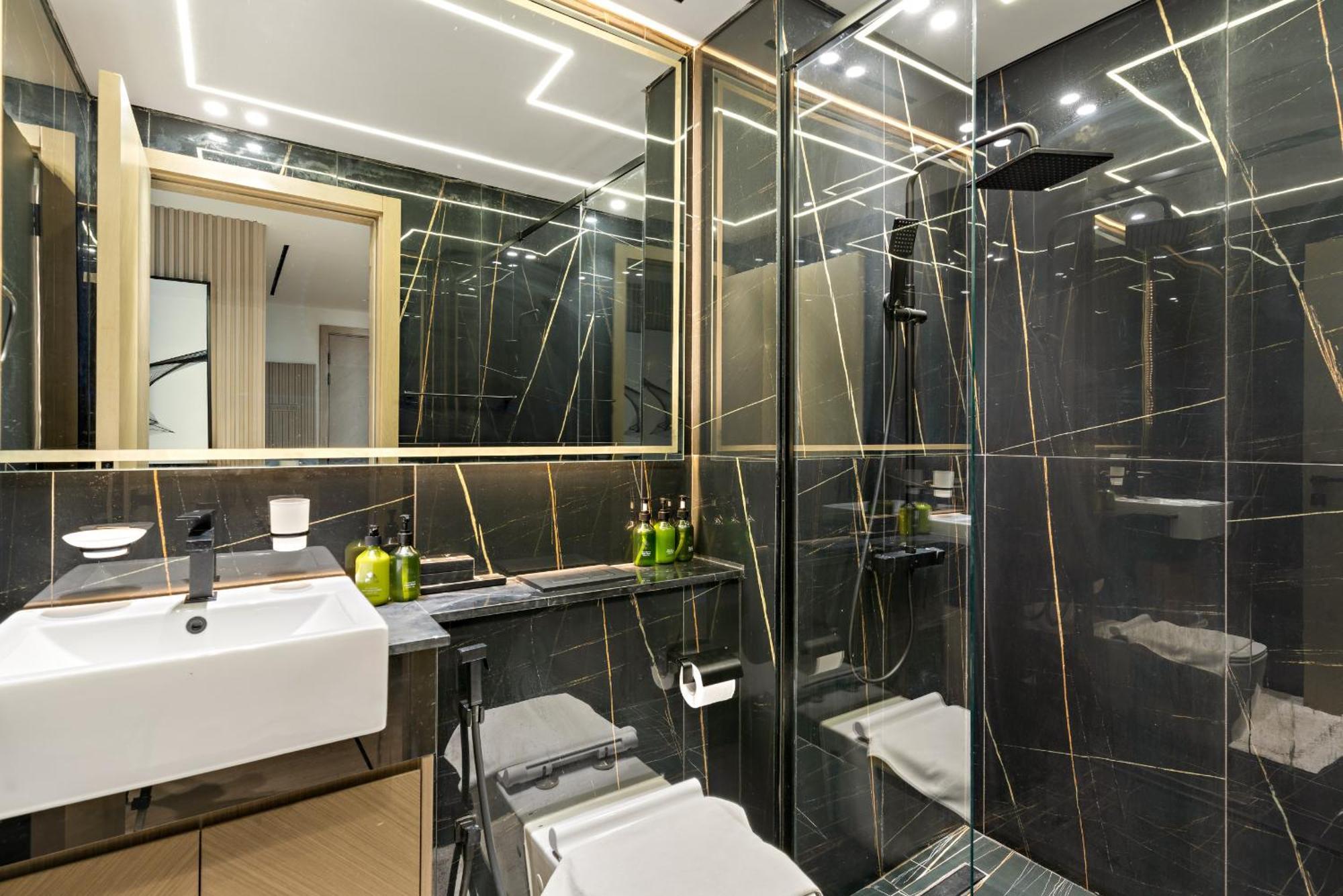 Apartment Vayk - Luxurious 2 Bd With Private Jacuzzi In Jvc Dubai